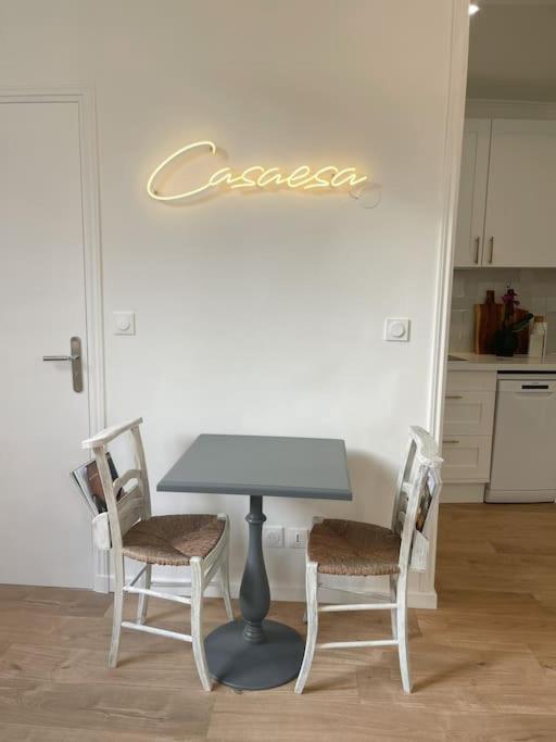 Au Coeur Du Vieil Antibes A 200M Des Plages, Superbe Studio Exterior foto